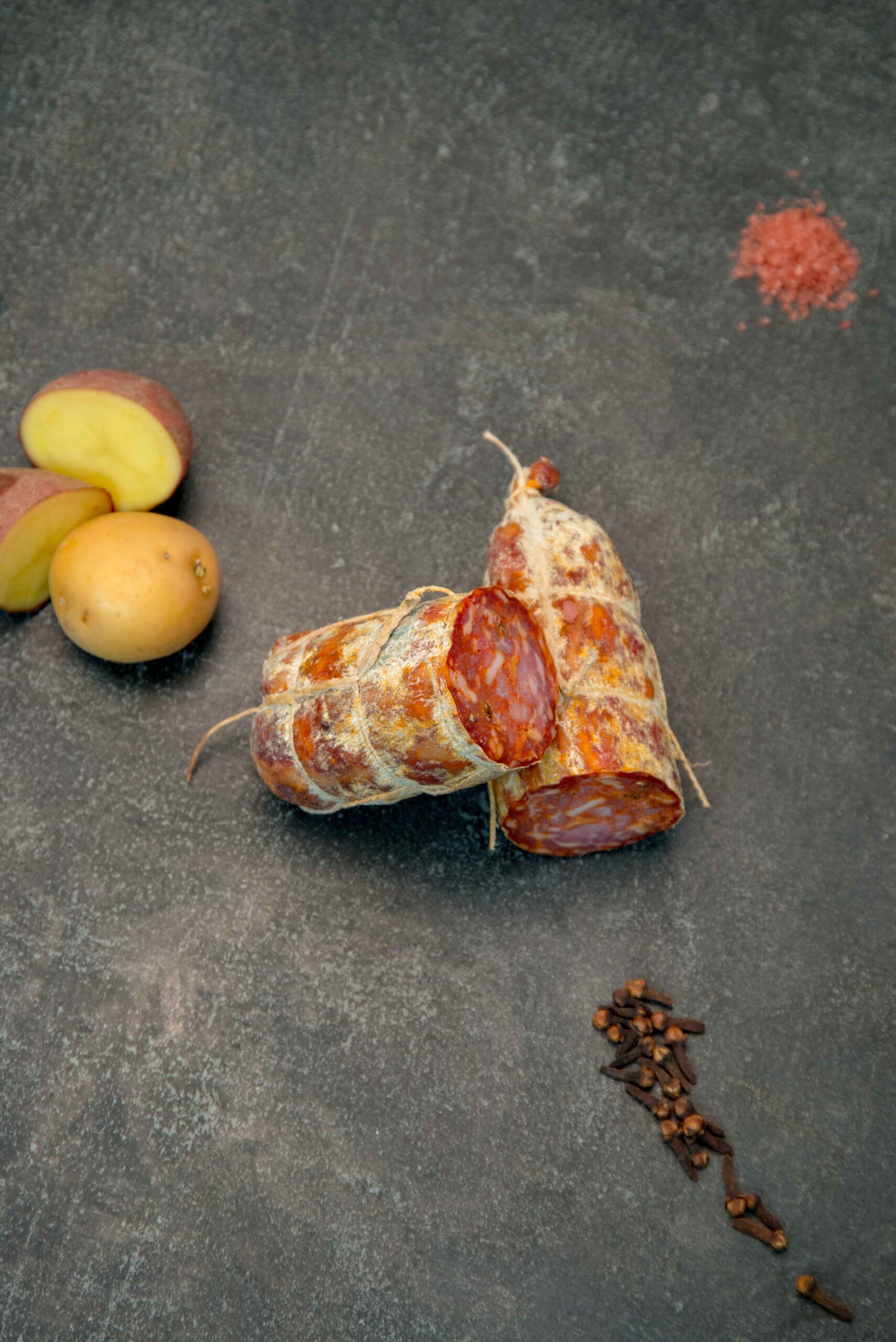 Salame di suino piccante